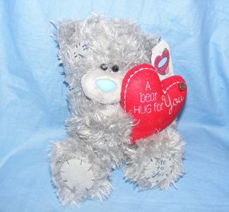 Bearhugg01m4029.jpg
