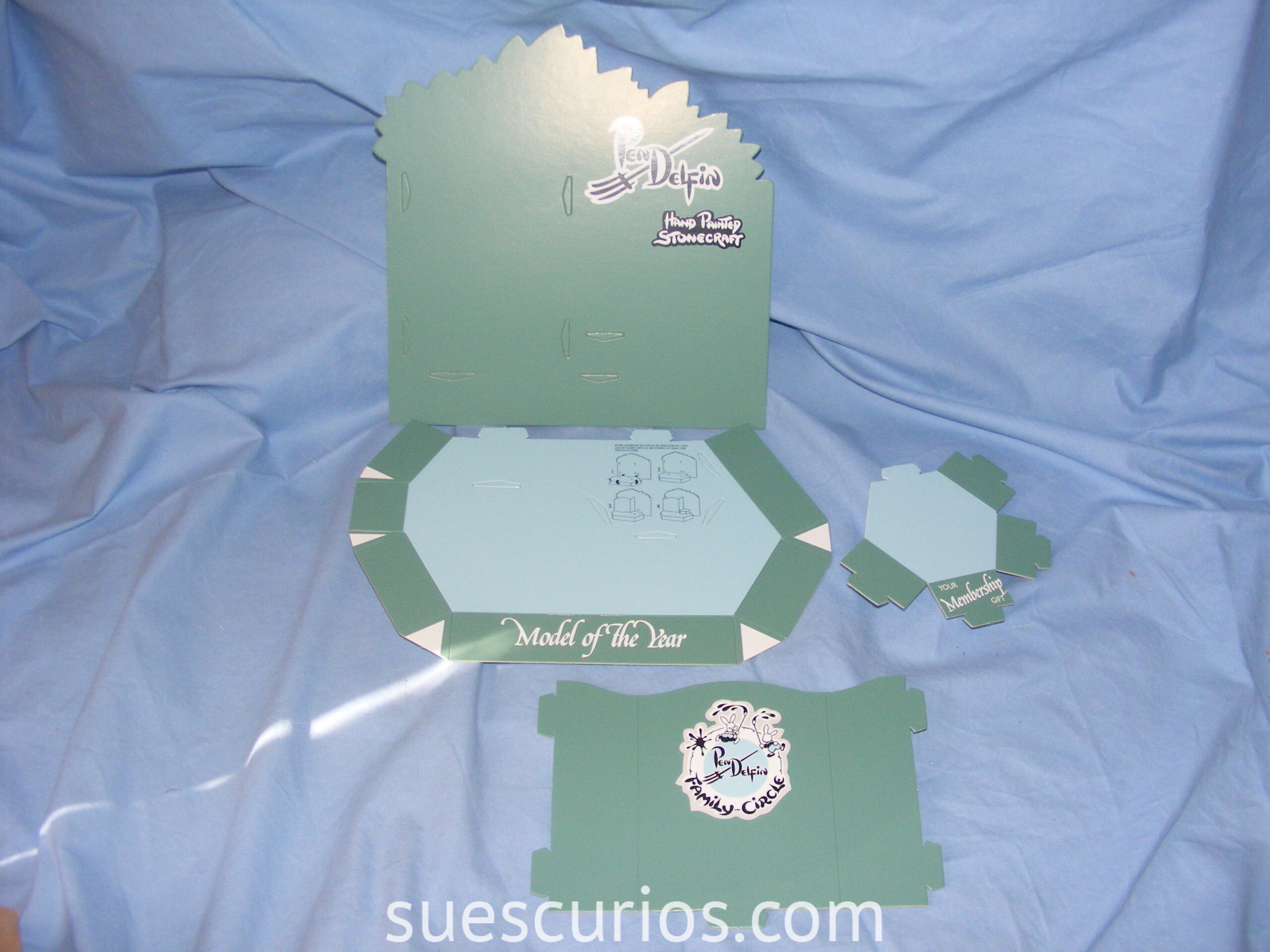 Pendelfin Cardboard Stand (1)