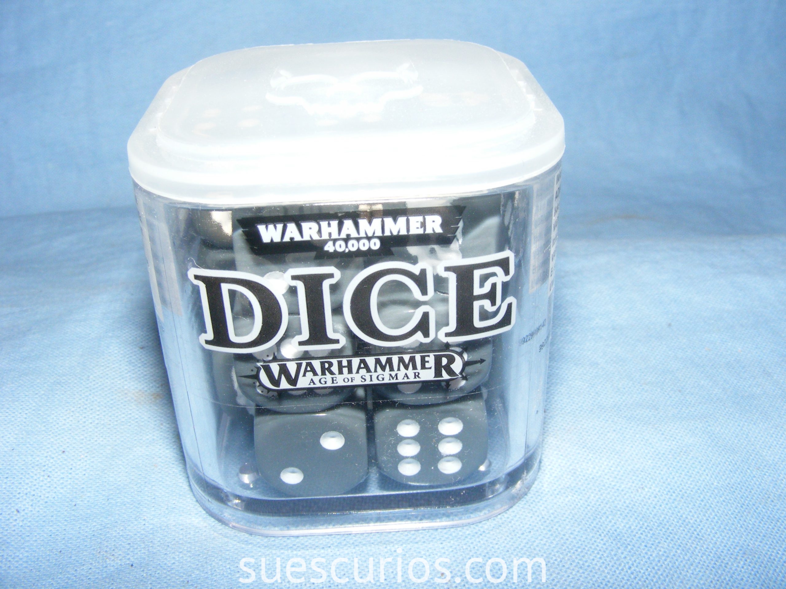Dice Grey (1)