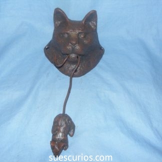 Cat Mouse Door Knocker (1)