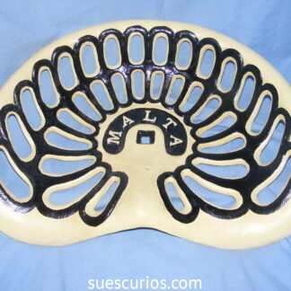 Malta Tractor Seat (1)