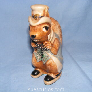 Cyril Squirrel Blue (1)